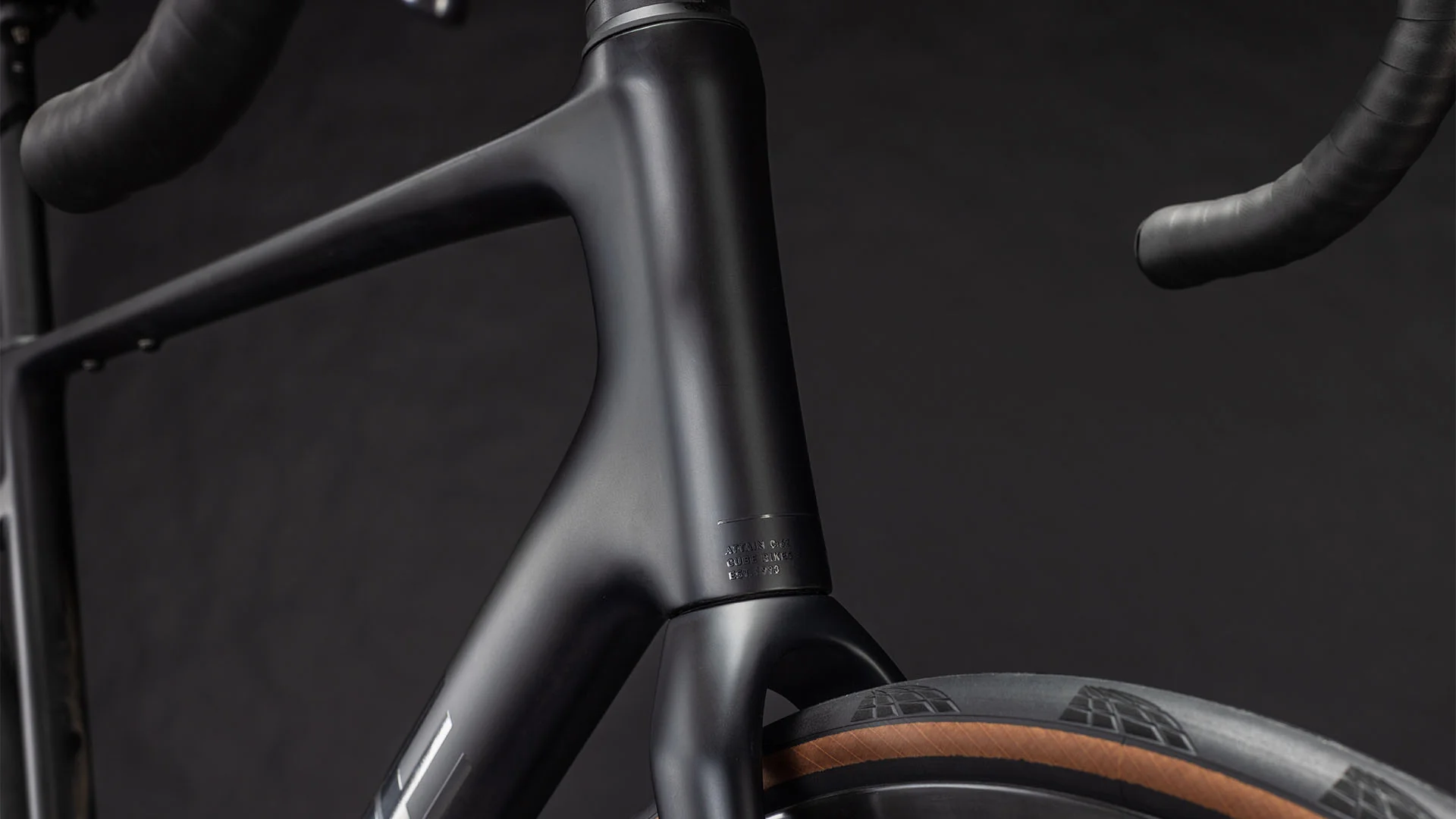 Cube Attain C:62 SLT carbon´n´coalchrome 2026 - Image 7