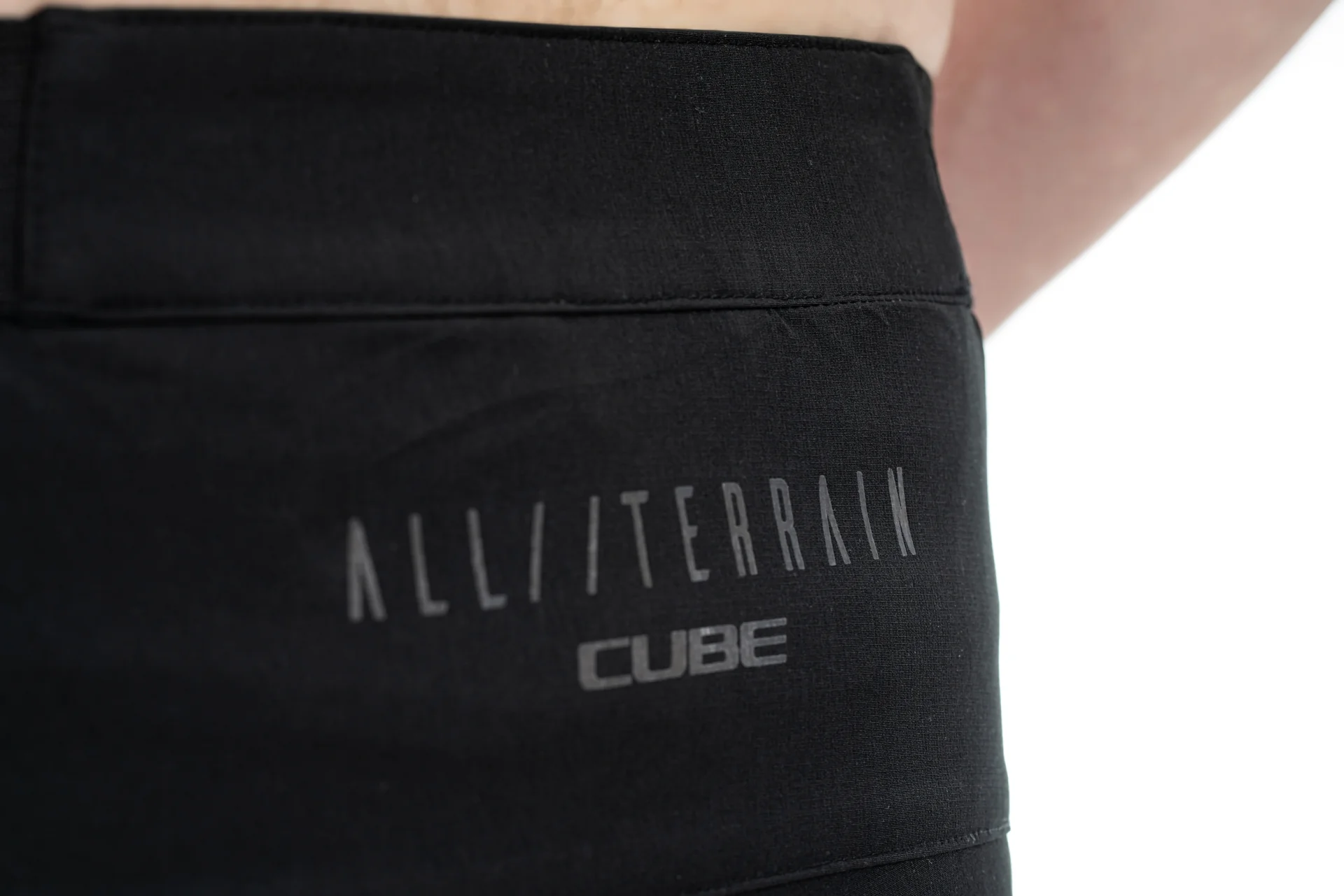CUBE ATX Baggy Shorts CMPT black XXL - Image 5