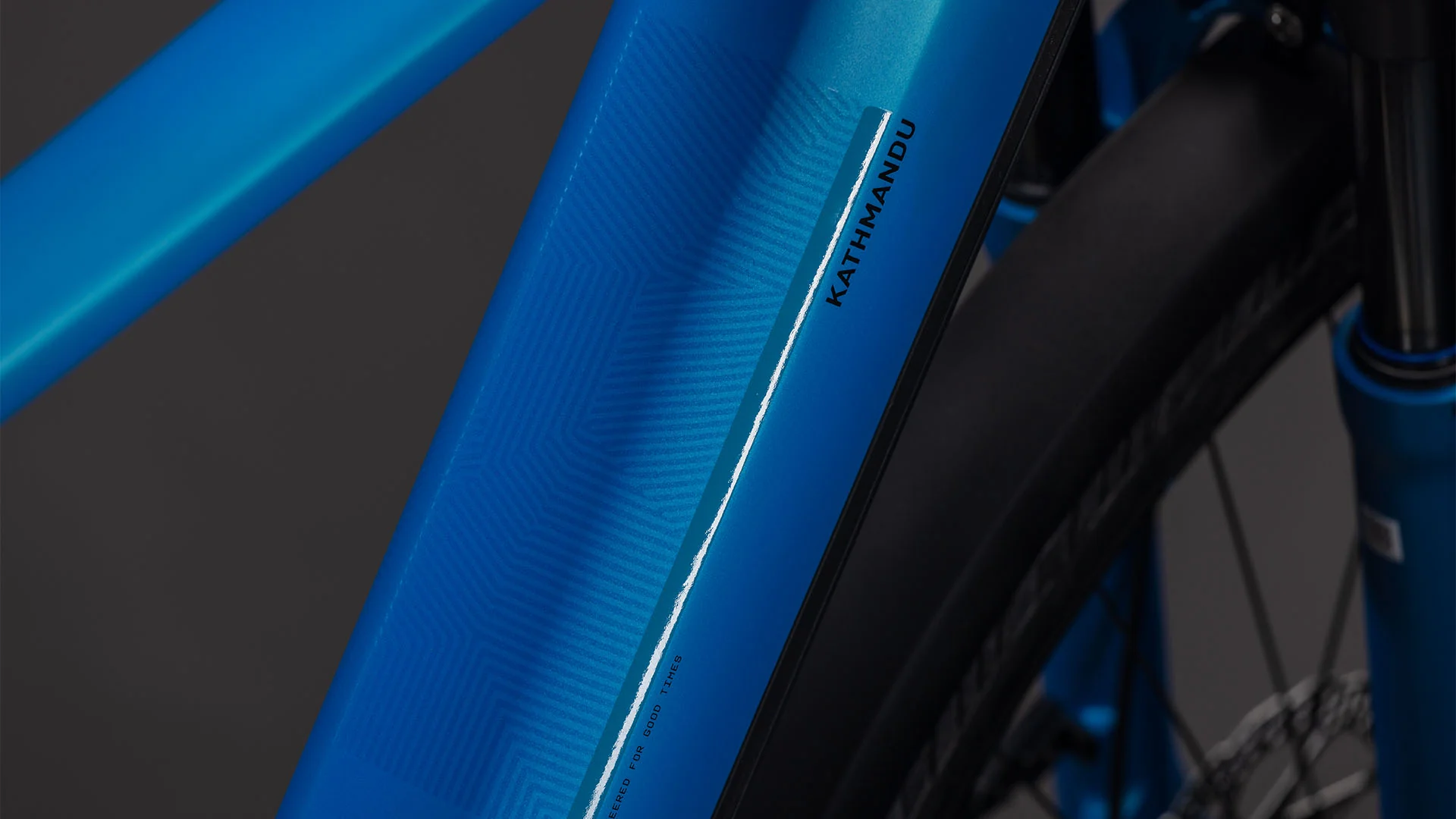Cube Kathmandu Hybrid Comfort Pro 800 azure´n´black 2026 - Image 3