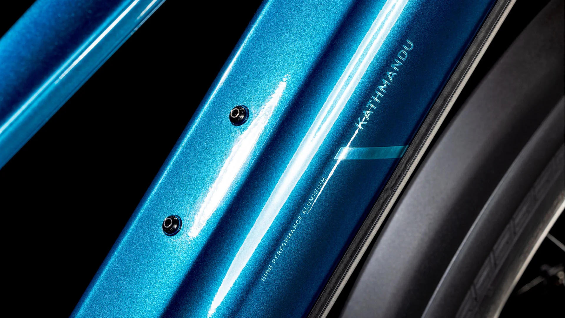 Cube Kathmandu Hybrid EX 800 electricblue´n´chrome Trapeze 2025 - Image 3