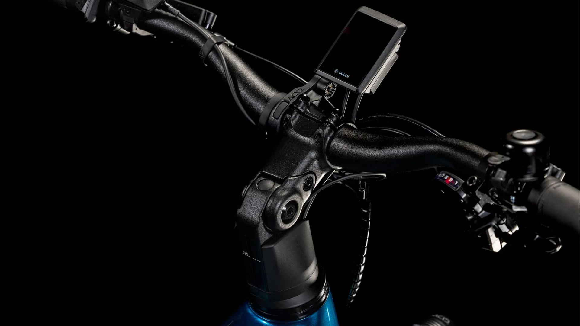 Cube Kathmandu Hybrid EX 800 electricblue´n´chrome Trapeze 2025 - Image 4