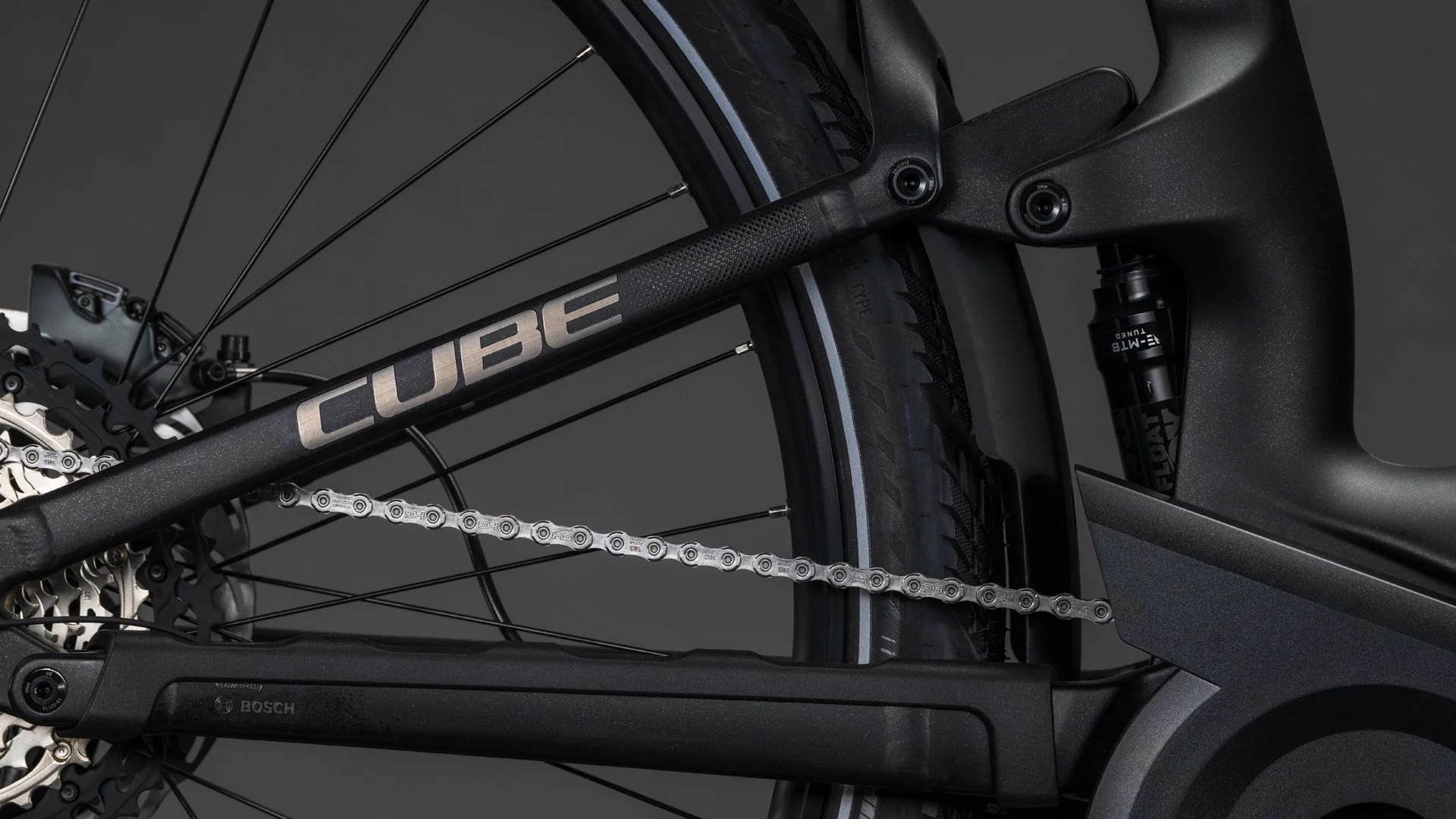 Cube Kathmandu Hybrid ONE11 HPC SLT 800 carbon´n´silverdust Easy Entry 2026 - Image 3