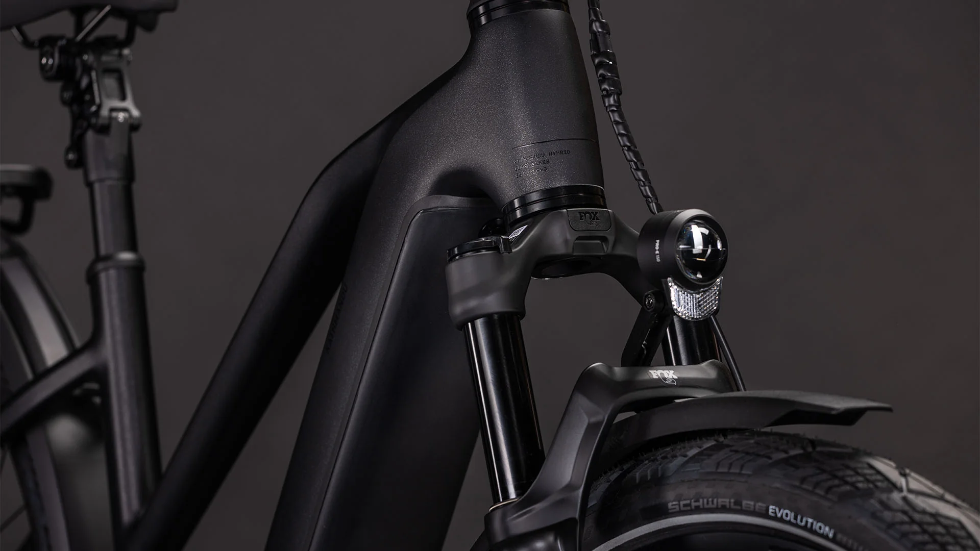 Cube Kathmandu Hybrid SLX 800 silverdust´n´chrome Trapeze 2026 - Image 6