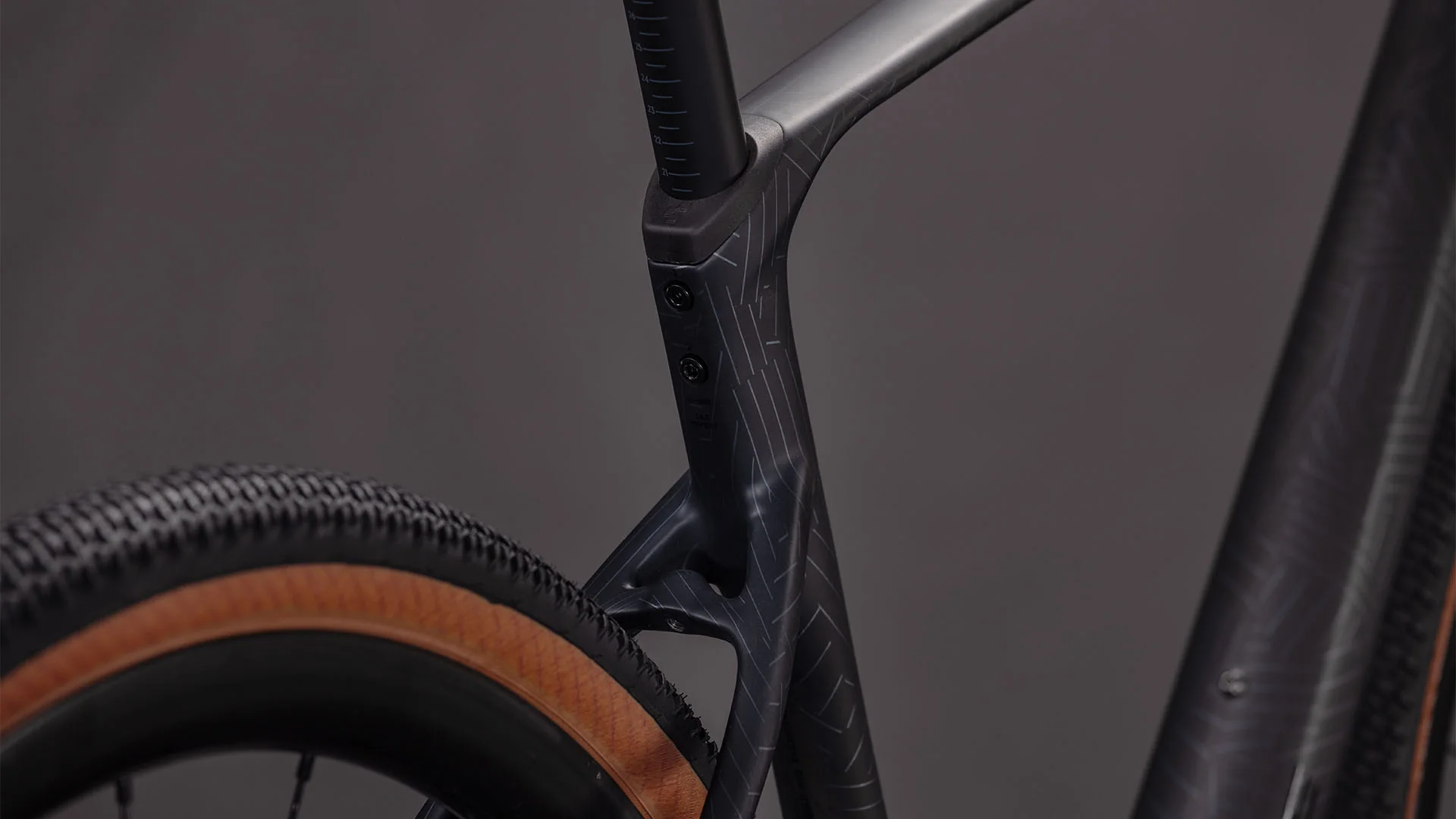 Cube Nuroad C:62 EXC carbon´n´crisscross 2026 - Image 4