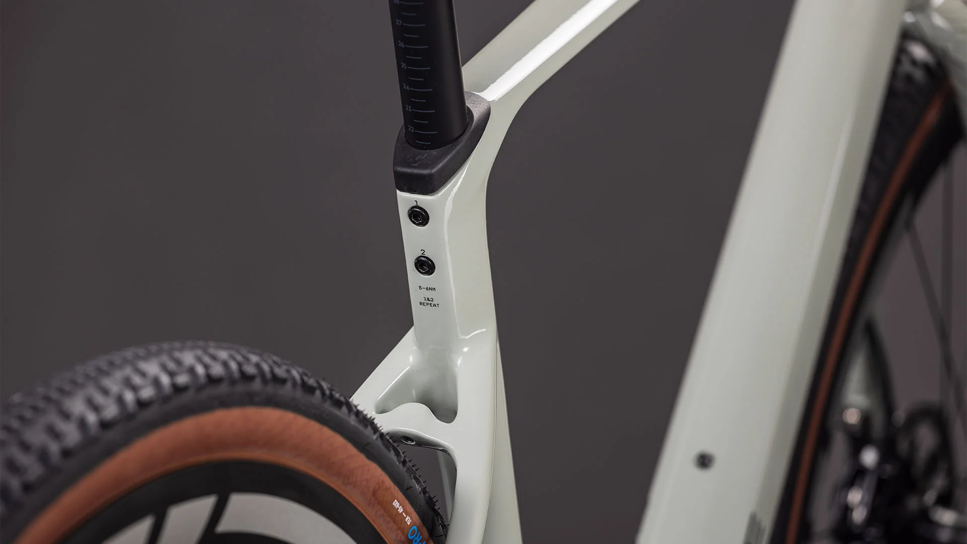 Cube Nuroad C:62 SLX reedbeige´n´chrome 2026 - Image 3