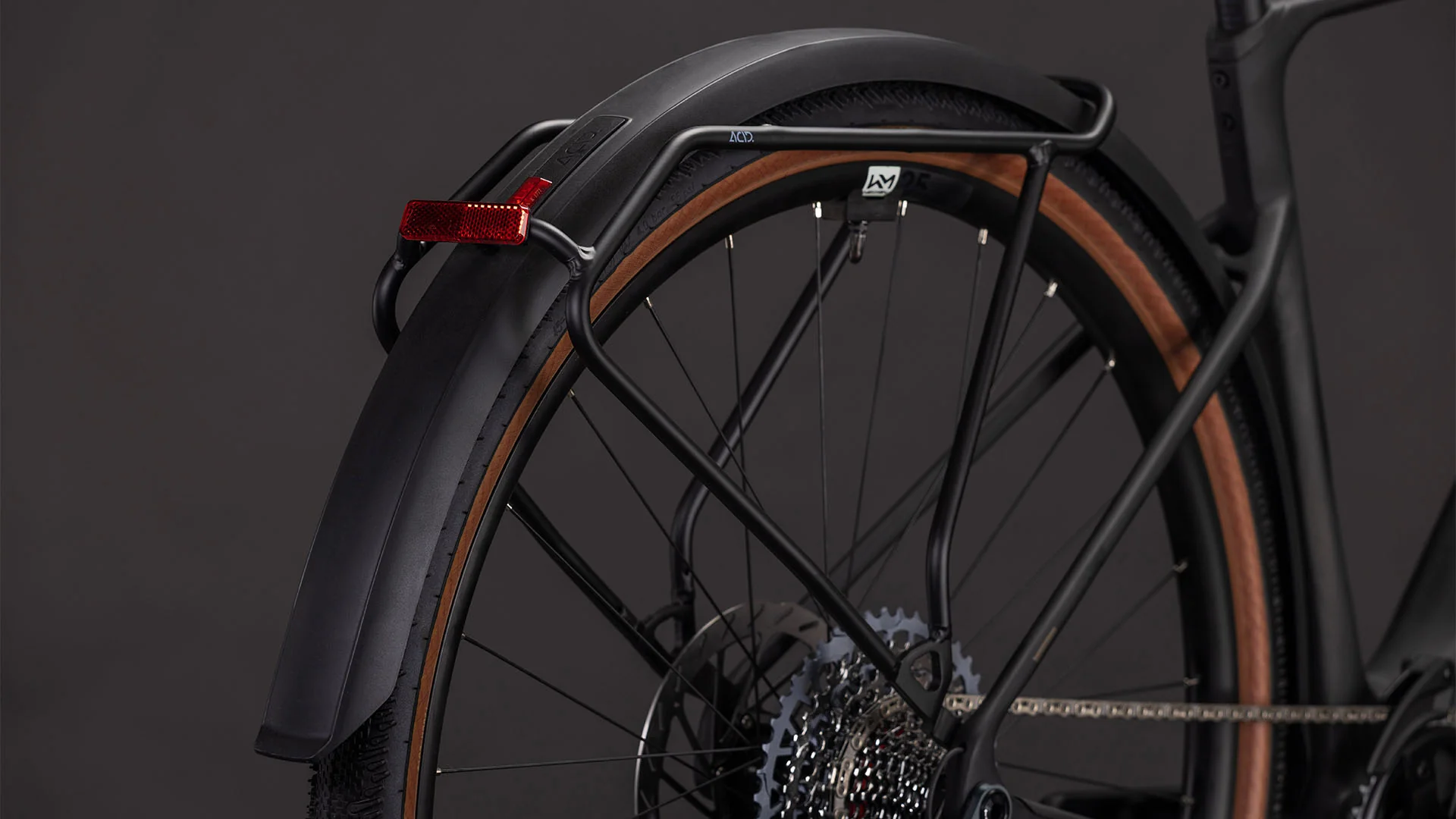 Cube Nuroad Hybrid C:62 EXC 400X FE blackline 2026 - Image 3