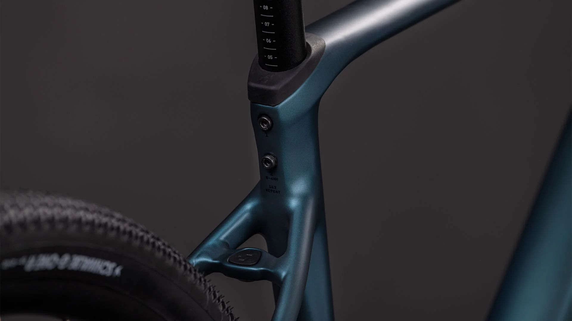 Cube Nuroad Race royalgreen´n´black 2026 - Image 3