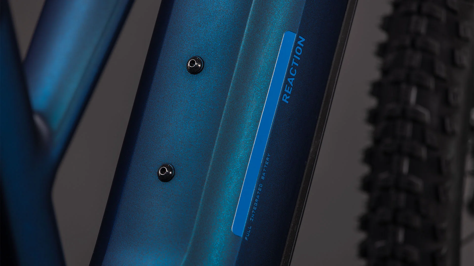 Cube Reaction Hybrid Pro 800 nebular´n´dazzle Trapeze 2026 - Image 3