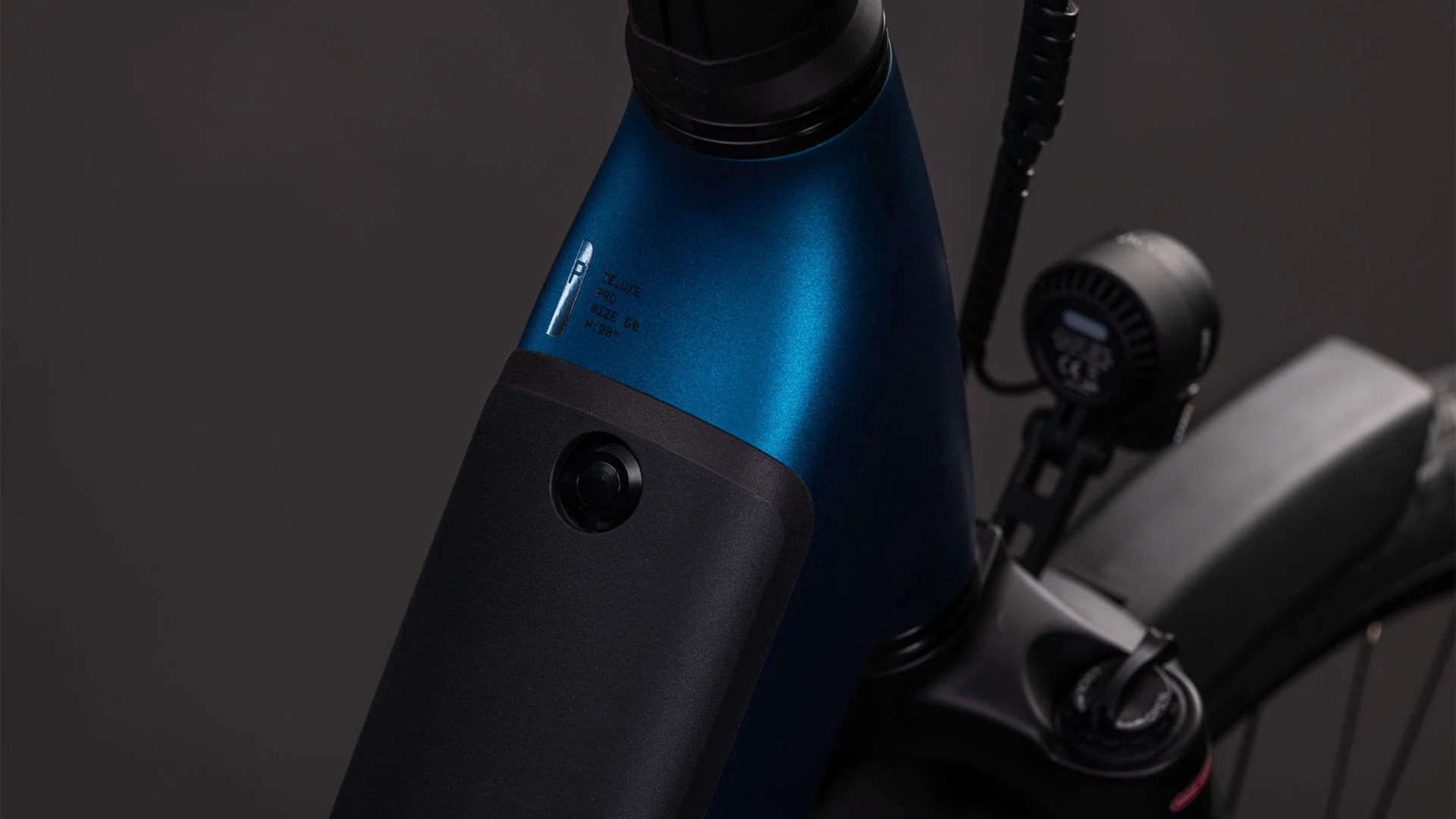 Cube Supreme Hybrid Deluxe Pro 600 electricblue´n´chrome Easy Entry 2026 - Image 2